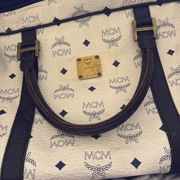 MCM Travel Bag - Picture 4 of 13